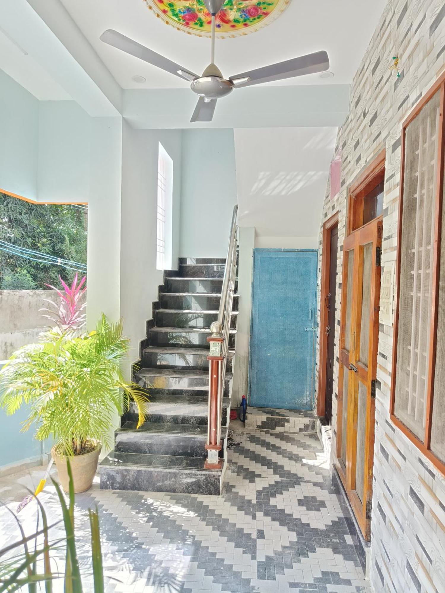 Liya Guest House Tiruvannāmalai Eksteriør billede