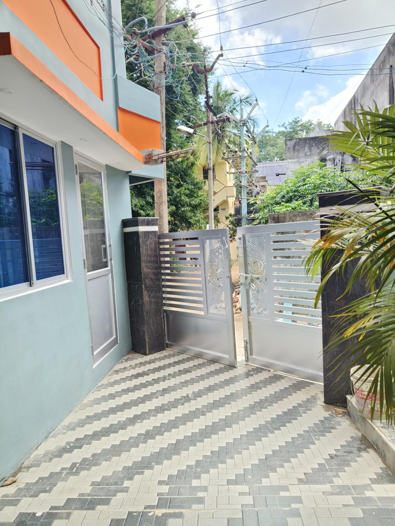 Liya Guest House Tiruvannāmalai Eksteriør billede